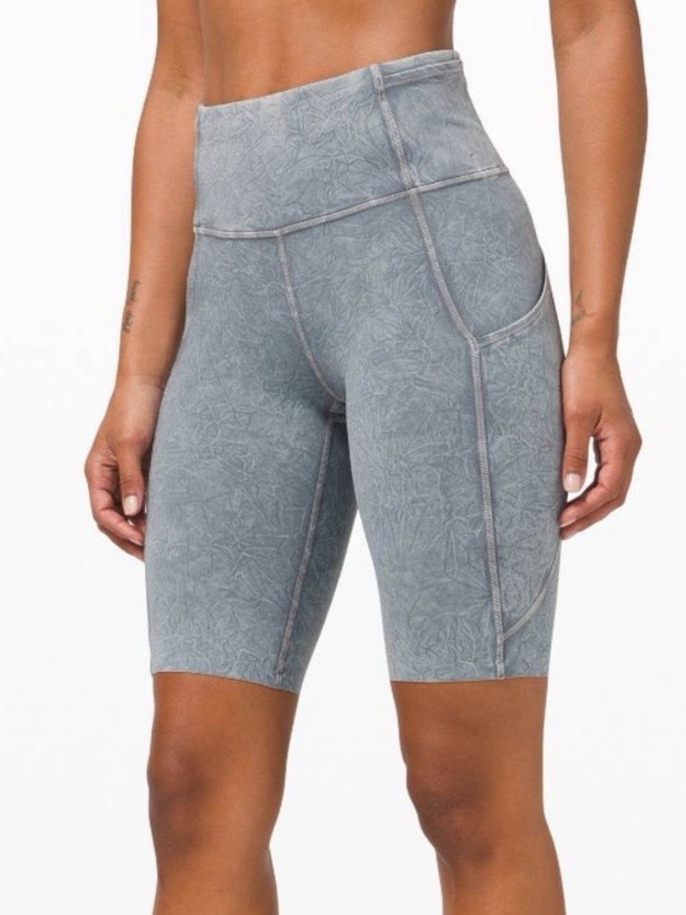 Lululemon Fast and Free 10” Ice Dye Bike Shorts Size 6